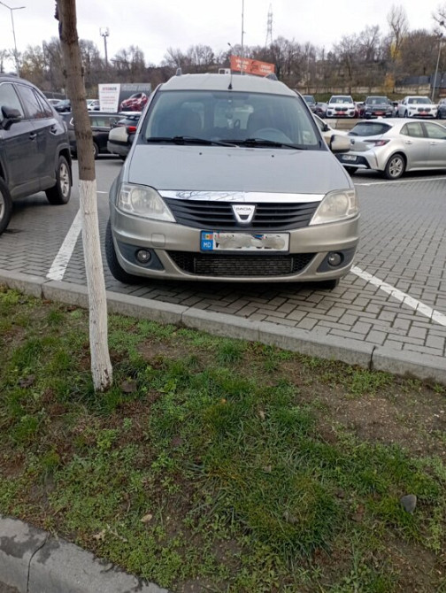 Dacia Logan 2009 an Chişinău Chişinău - fotografie 1