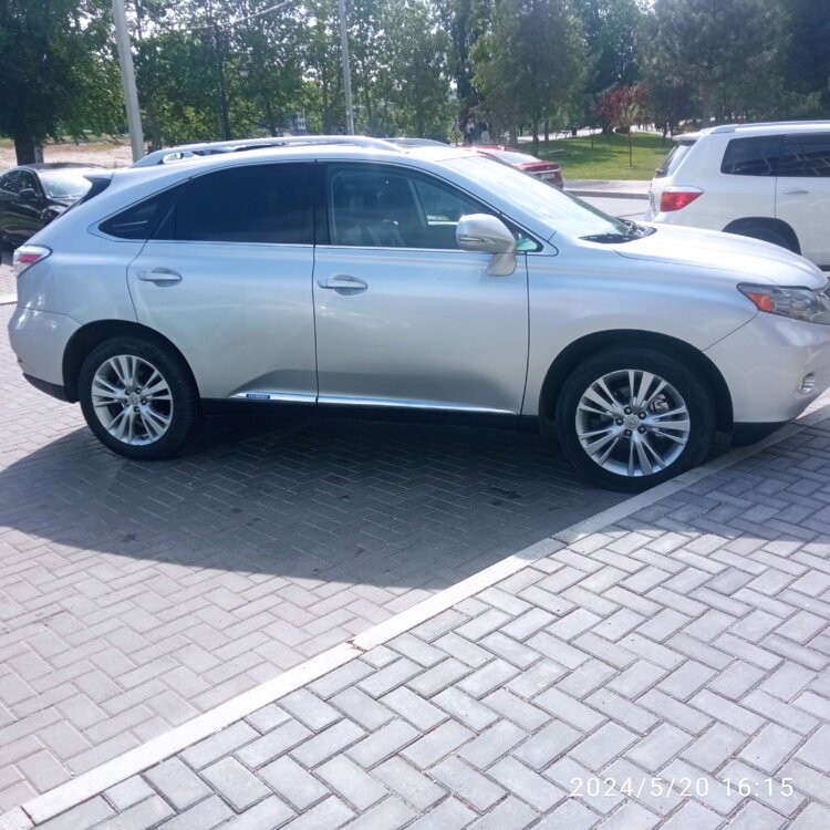 Lexus RX 2010 an Tiraspol Tiraspol - fotografie 1