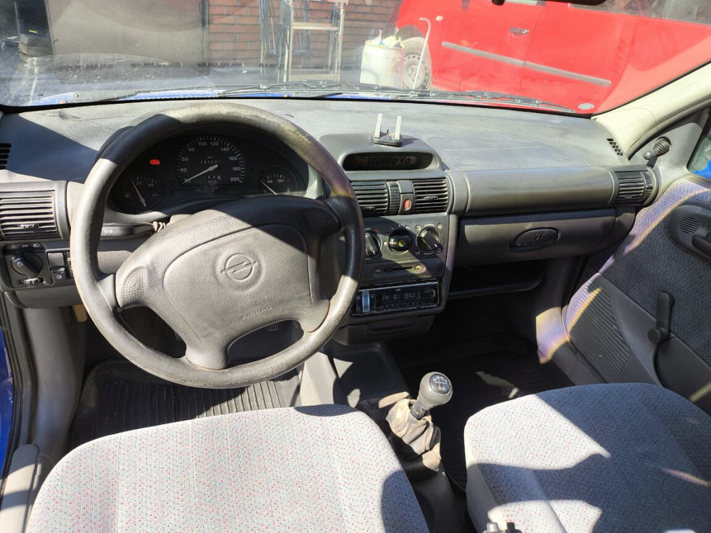 Opel Corsa 1996 an Tiraspol Tiraspol - fotografie 5
