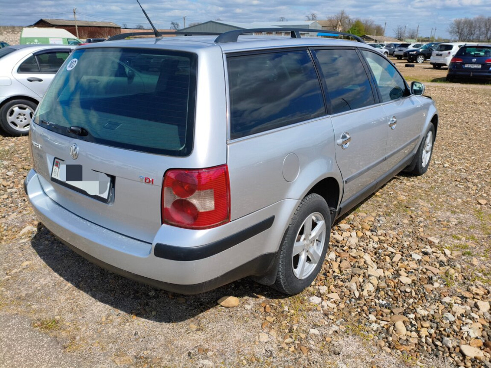 Volkswagen Passat 2003 год Бендеры Бендеры - изображение 3