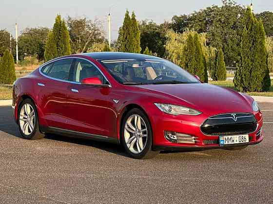 Tesla Model S 2014 год Кишинёв Кишинёв