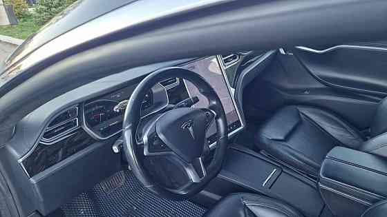 Tesla Model S 2016 an Tiraspol Tiraspol