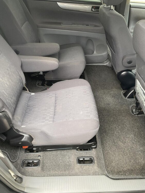 Toyota Avensis Verso 2003 год Рыбница Рыбница - изображение 6