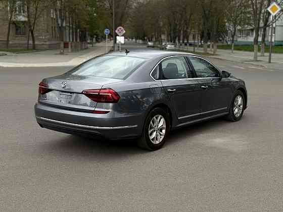 Volkswagen Passat 2017 Bender Bender