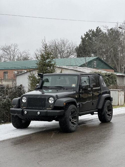 Jeep Wrangler 2017 an Tiraspol Tiraspol - fotografie 2