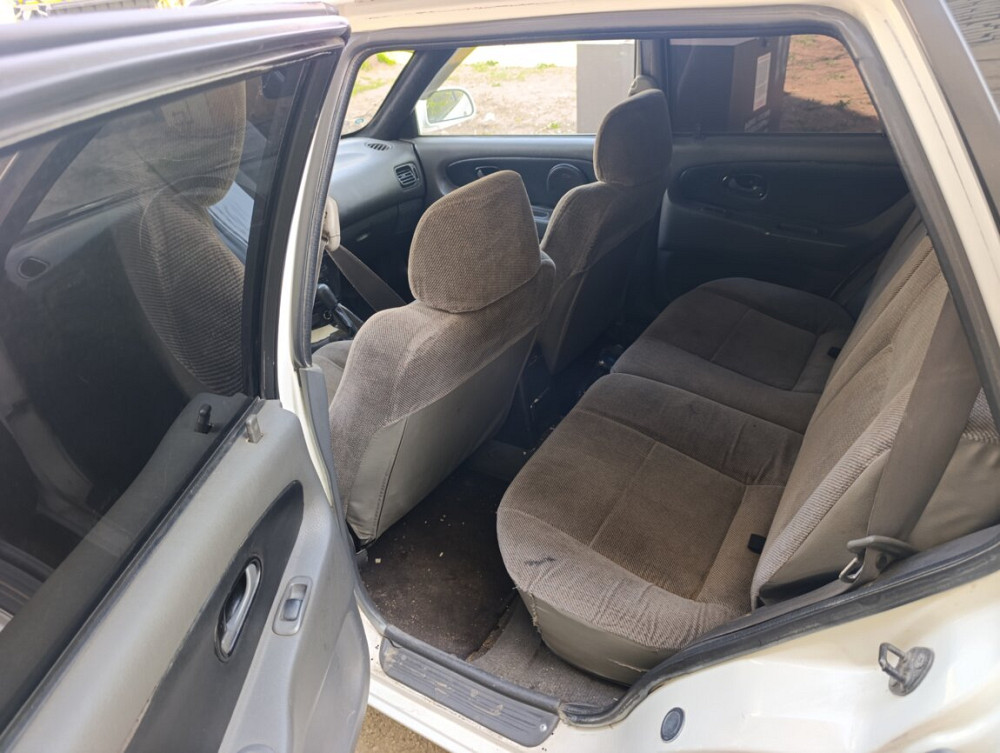 Mitsubishi Lancer 1994 an Bender Bender - fotografie 5