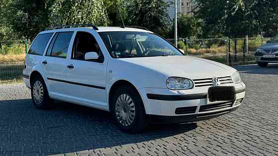 Volkswagen Golf 2004 an Tiraspol Tiraspol
