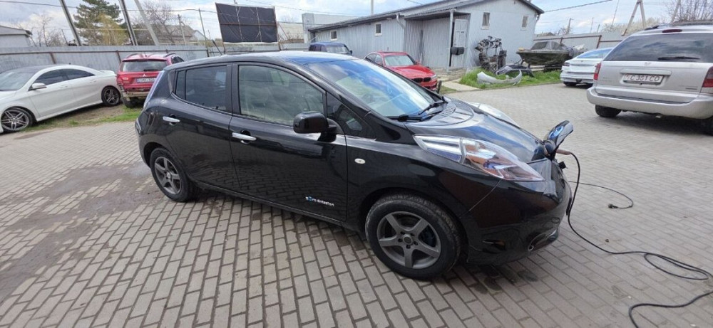 Nissan Leaf 2012 год Бендеры Бендеры - изображение 4
