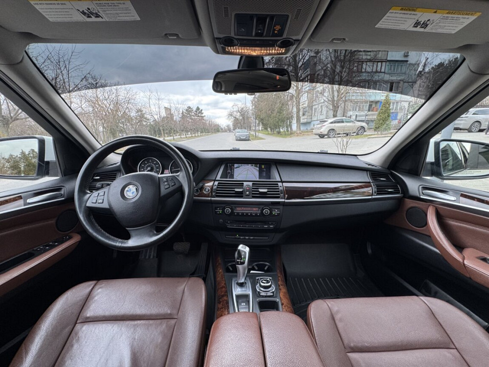 BMW seria 5 2011 an Bender Bender - fotografie 7