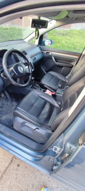 Volkswagen Touran 2006 год Суклея Sucleia - fotografie 4