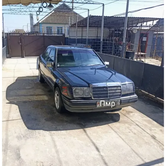 Mercedes E-Class 1990 год Тирасполь Tiraspol