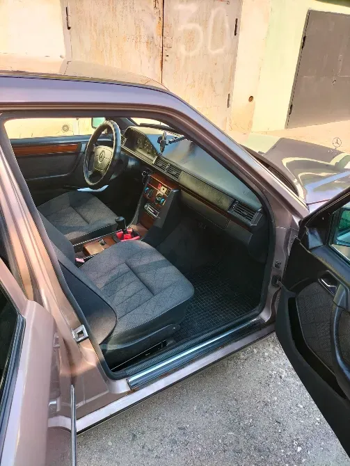Mercedes W124 1993 год Рыбница Рыбница - изображение 2