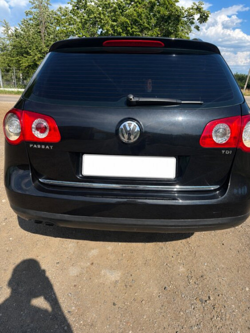 Volkswagen Passat 2005 год Днестровск Dnestrovsc - photo 2