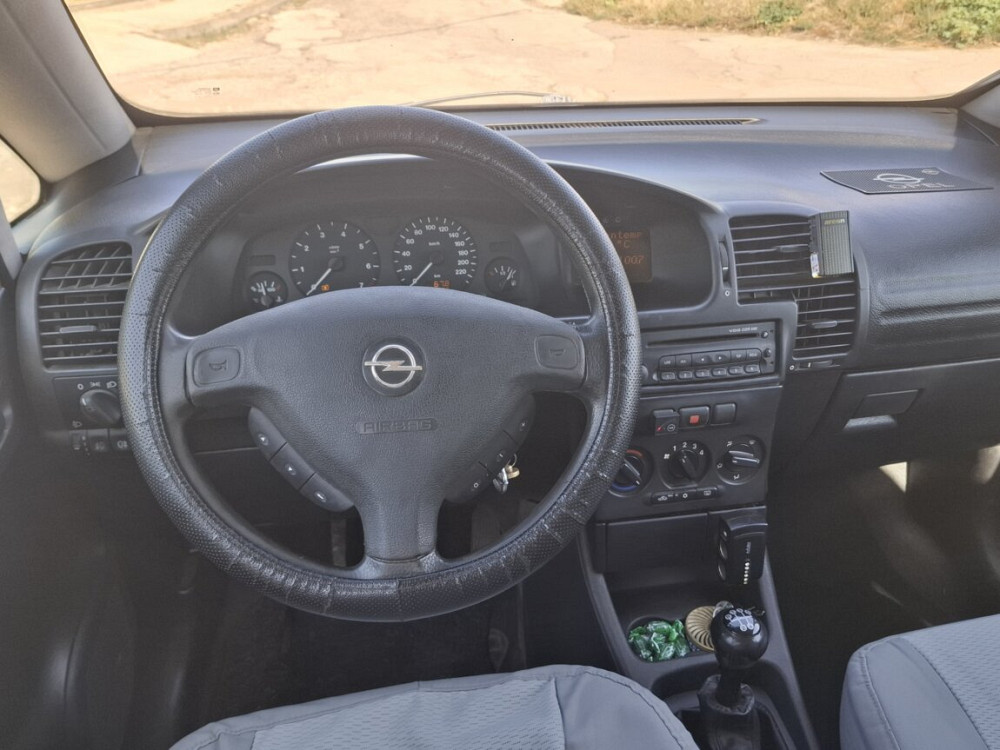 Opel Zafira 2002 год Бендеры Bender - photo 9