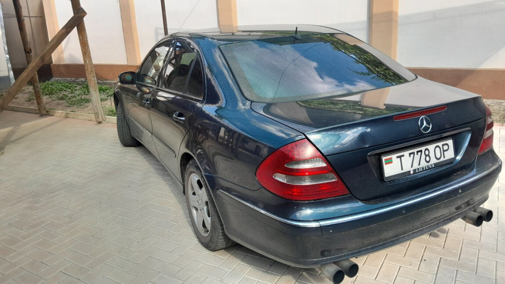 Mercedes E-Class 2004 год Тирасполь Tiraspol - photo 6