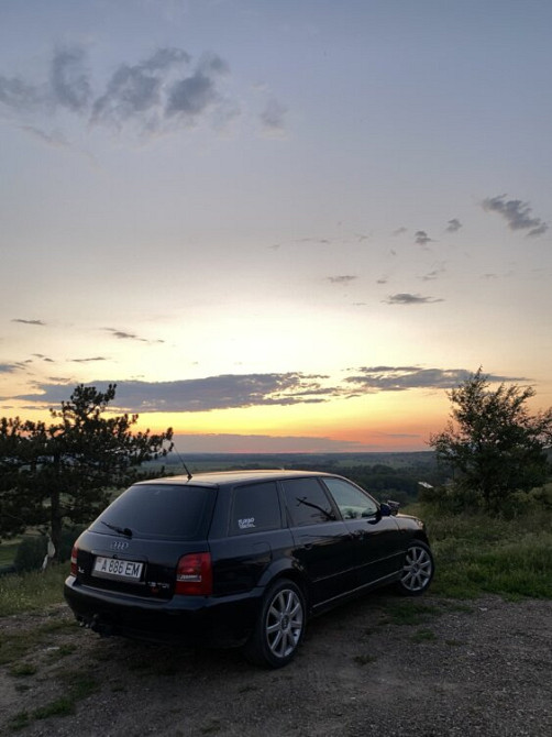 Audi A4 1998 год Парканы Parcani - photo 4