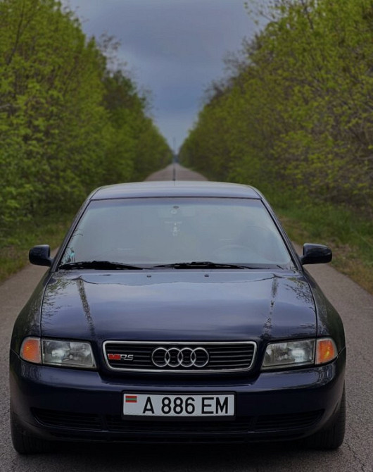 Audi A4 1998 год Парканы Parcani - photo 2