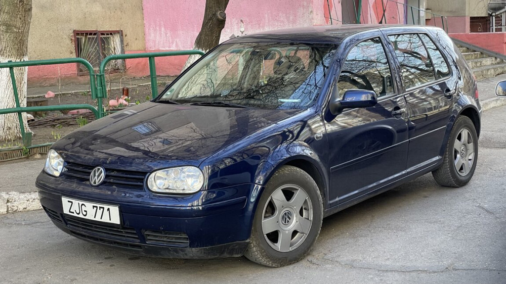 Volkswagen Golf 1999 год Тирасполь Tiraspol - photo 1
