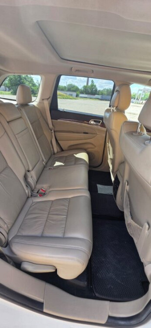 Jeep Grand Cherokee 2011 год Бендеры Bender - photo 3