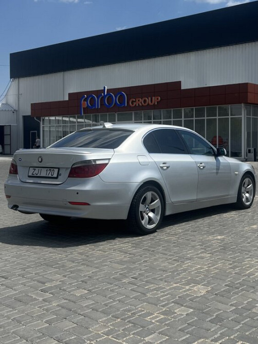 BMW 5 Series 2004 год Бендеры Bender - photo 4