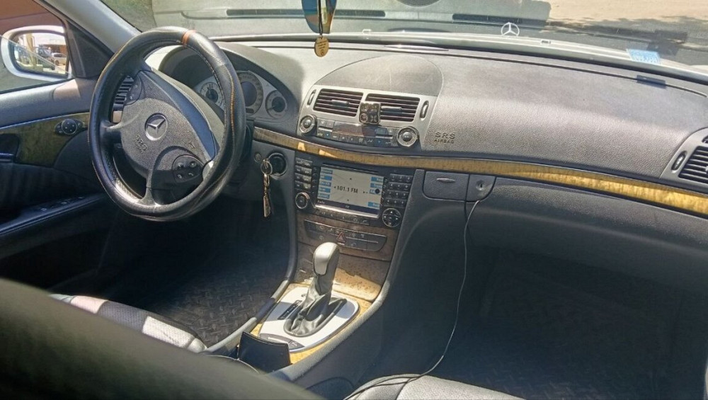 Mercedes E-Class 2004 год Суклея Sucleia - photo 5