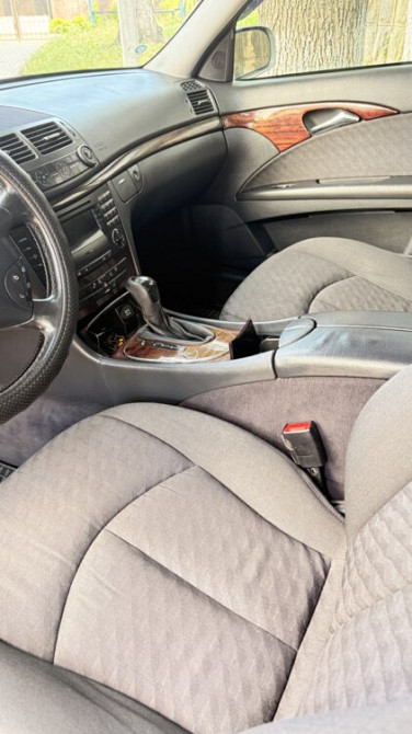 Mercedes E-Class 2004 год Тирасполь Tiraspol - photo 9