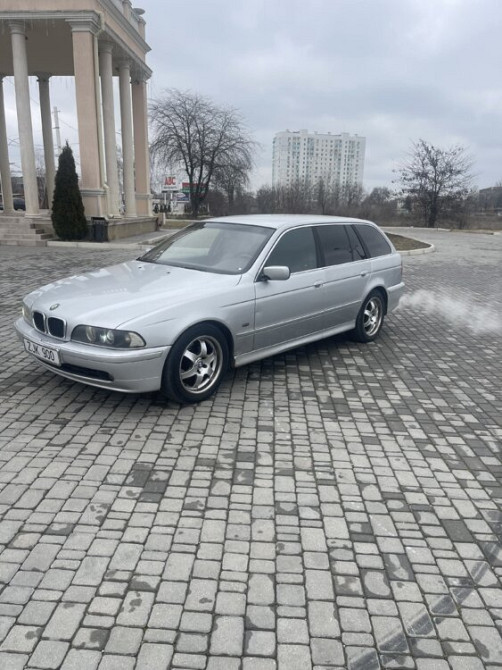 BMW 5 Series 2001 год Тирасполь Tiraspol - photo 1
