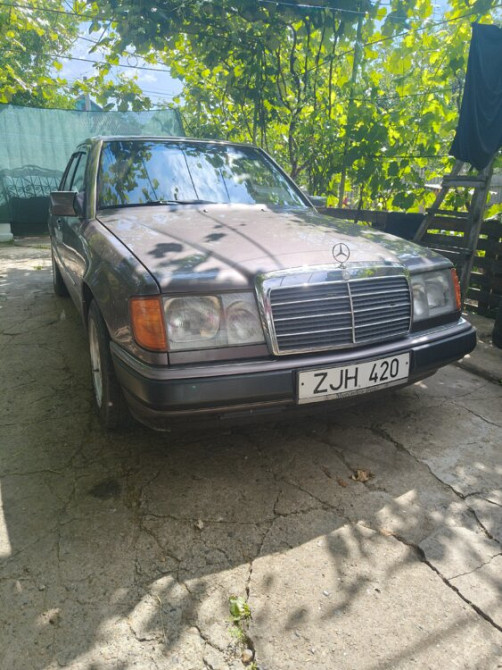 Mercedes E-Class 1993 год Ближний Хутор Blizhniy Khutor - photo 1