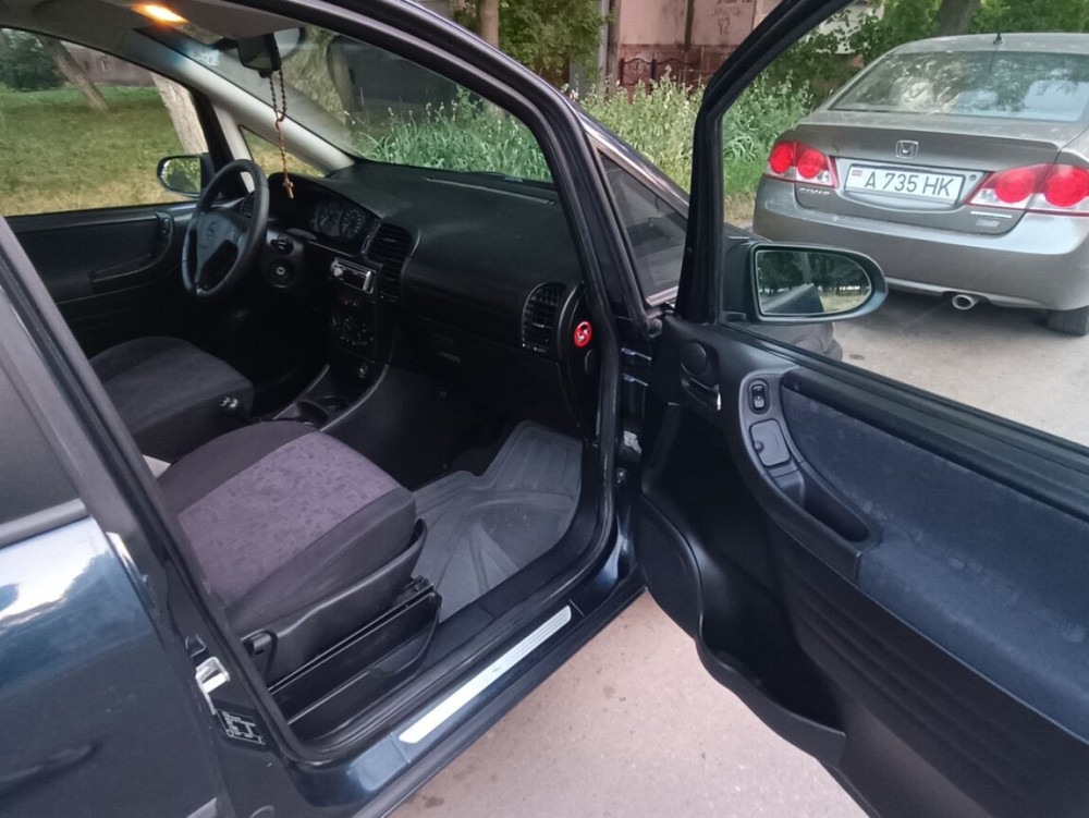 Opel Zafira 2001 год Бендеры Bender - photo 3