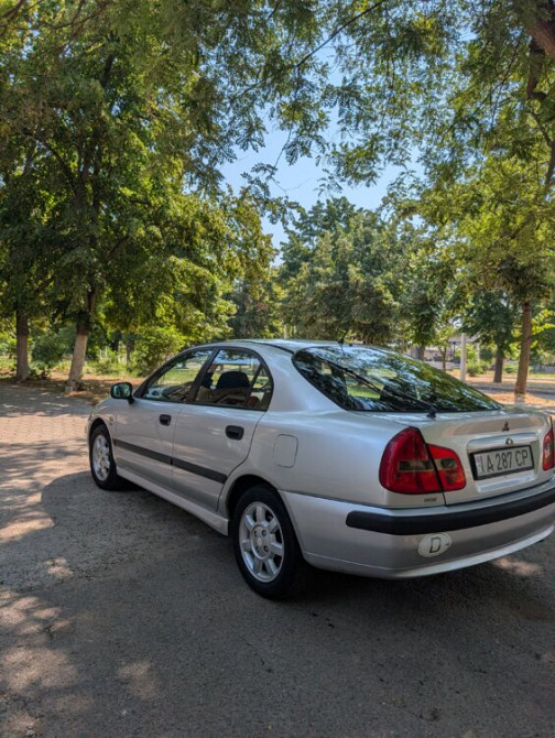 Mitsubishi Carisma 2000 год Бендеры Bender - photo 6