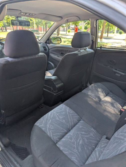 Mitsubishi Carisma 2000 год Бендеры Bender - photo 9