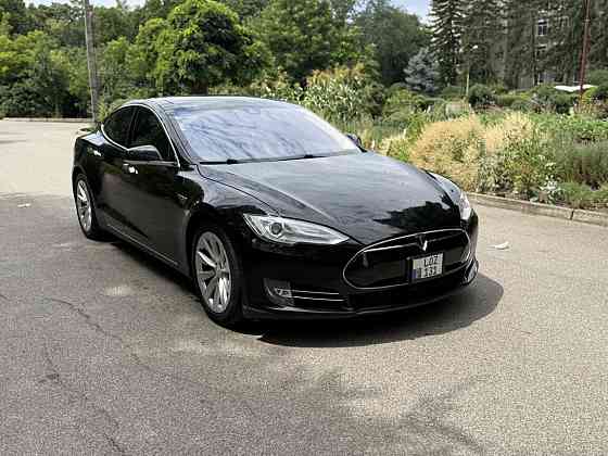 Tesla Model S 2015 год Тирасполь Tiraspol