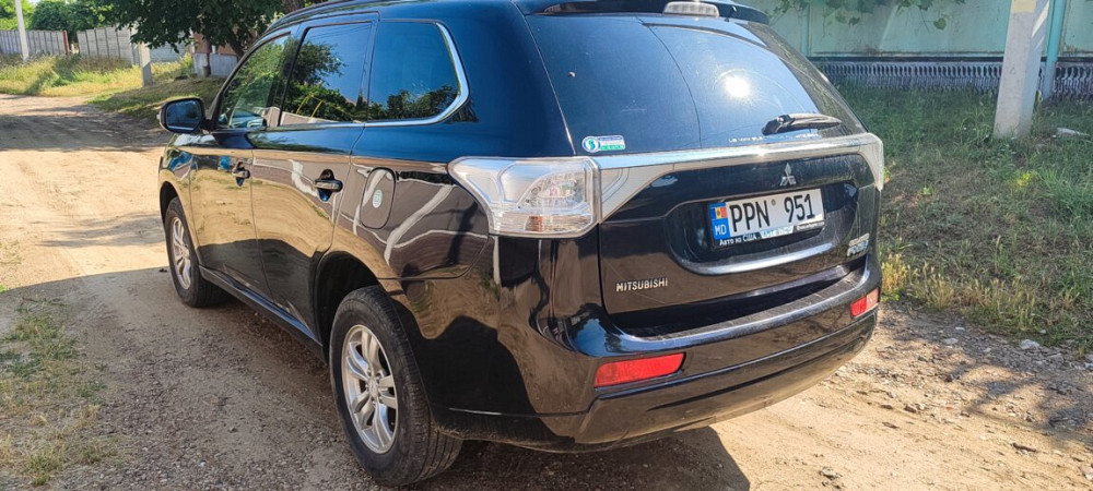 Mitsubishi Outlander 2015 год Тирасполь Tiraspol - photo 4