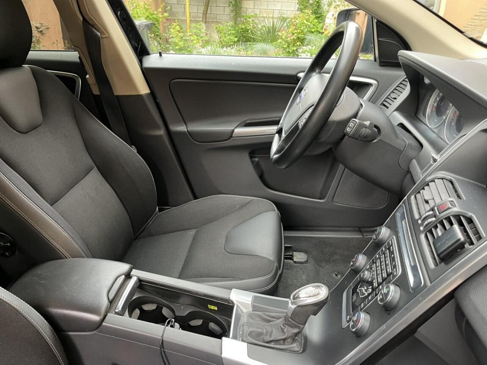Volvo XC60 2013 год Кишинёв Chisinau - photo 7