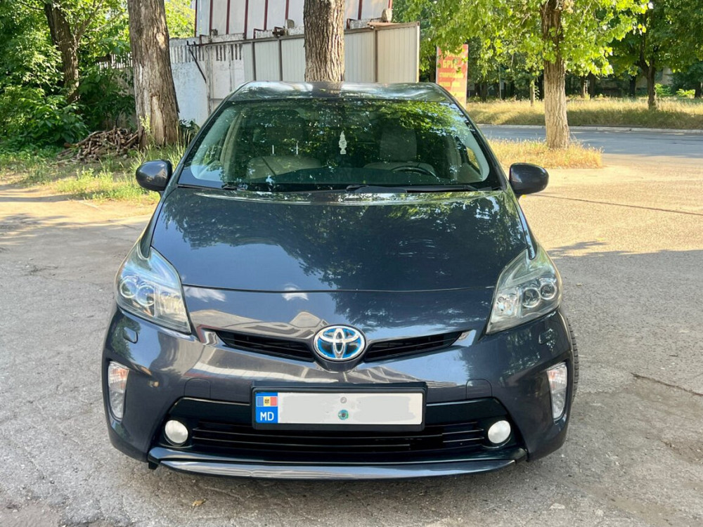 Toyota Prius 2013 год Бендеры Bender - photo 2