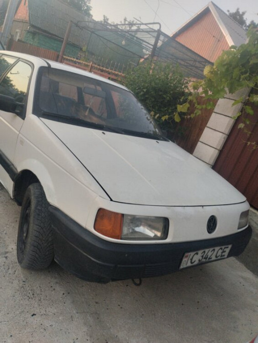 Volkswagen Passat 1990 год Тирасполь Tiraspol - fotografie 3
