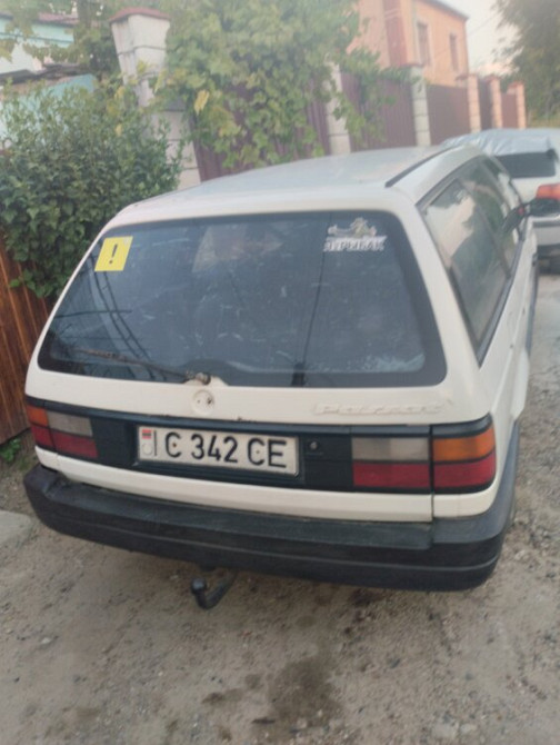 Volkswagen Passat 1990 год Тирасполь Tiraspol - fotografie 2