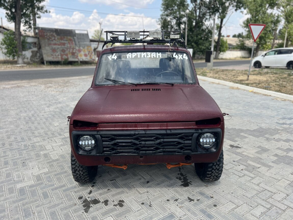 ВАЗ / Lada Niva Legend 1993 год Тирасполь Tiraspol - photo 4
