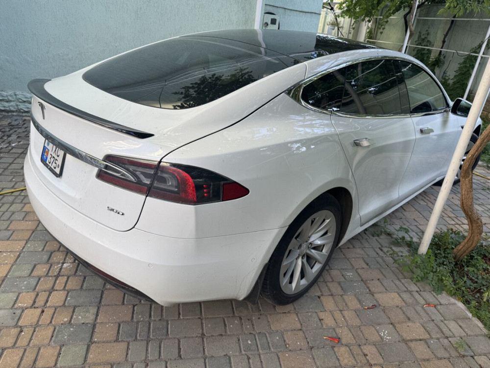 Tesla Model S 2017 год Тирасполь Tiraspol - photo 3