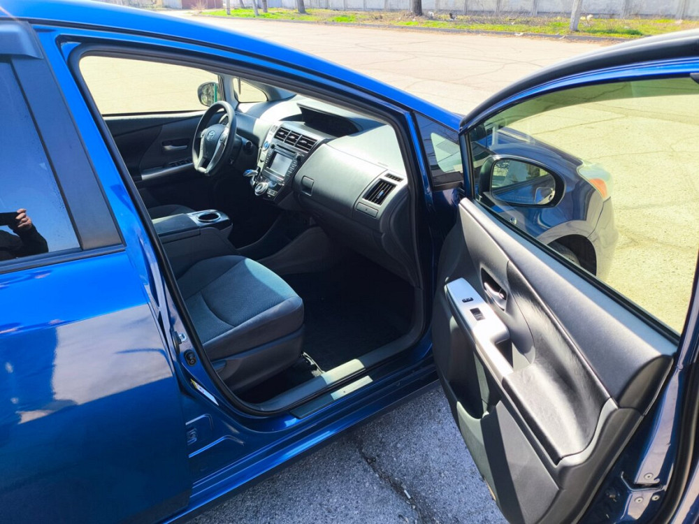 Toyota Prius 2014 год Бендеры Bender - photo 8