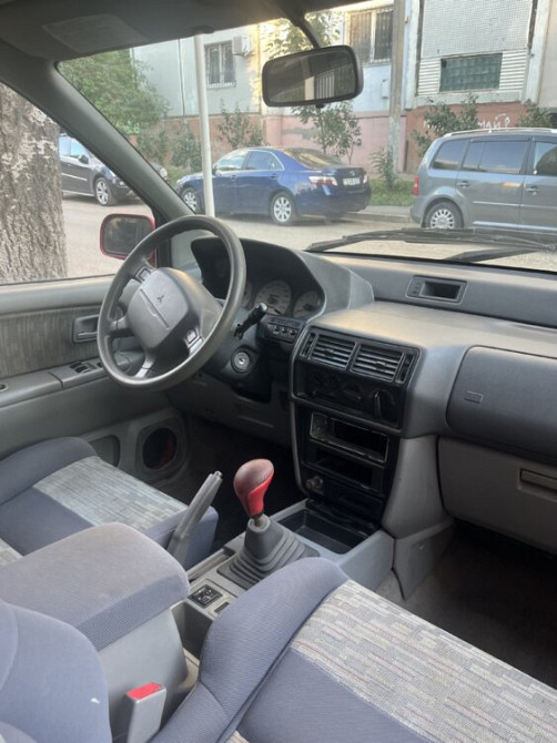 Mitsubishi Space Runner 1995 год Тирасполь Tiraspol - photo 6