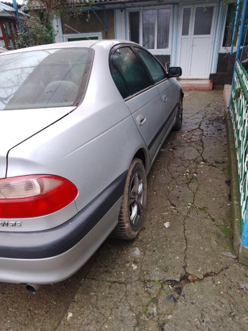Toyota Avensis 2001 год Вадул-луй-Водэ Vadul-lui-Voda - photo 3