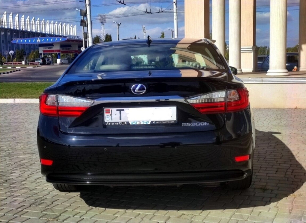 Lexus ES 2016 an Tiraspol Tiraspol - fotografie 4