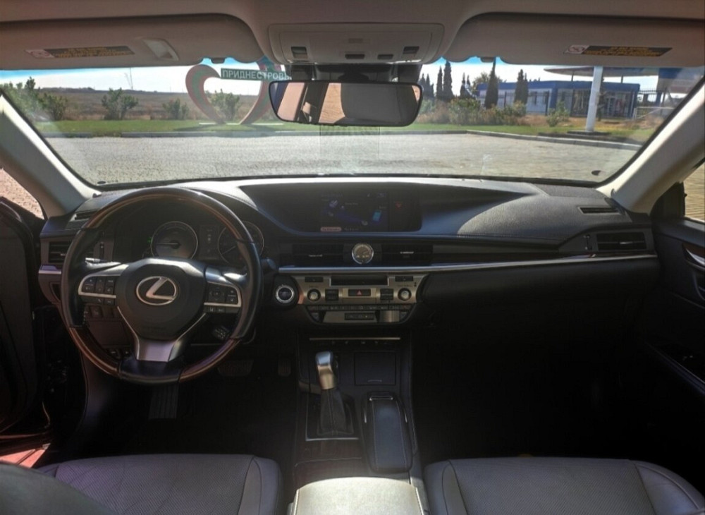Lexus ES 2016 an Tiraspol Tiraspol - fotografie 5