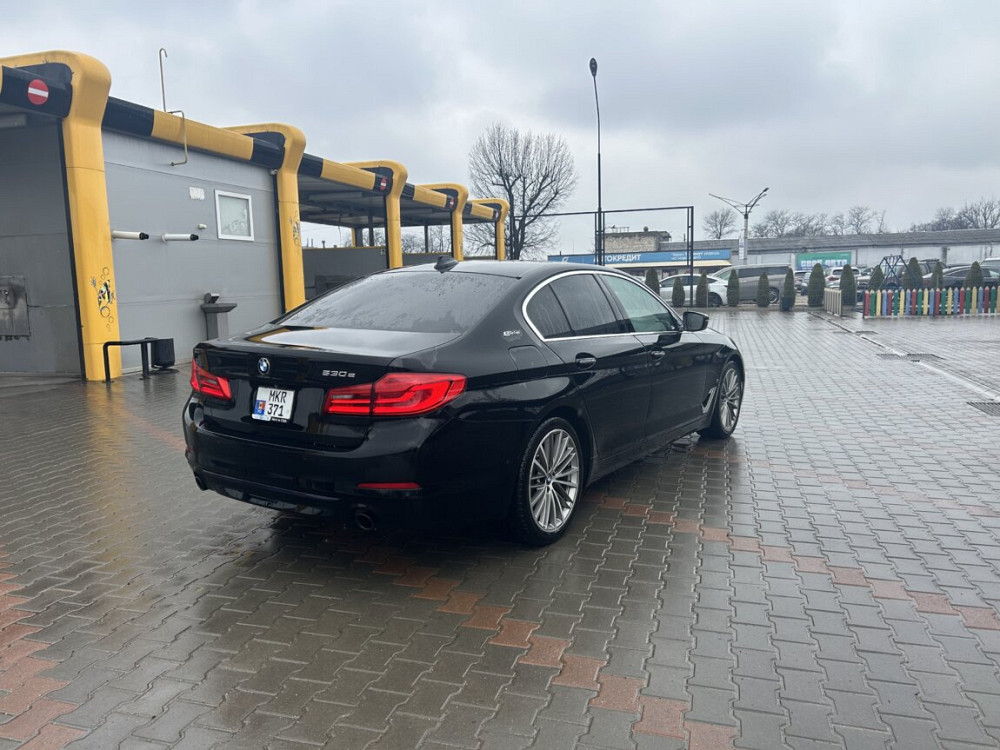 BMW 5 Series 2018 Bender Bender - photo 4