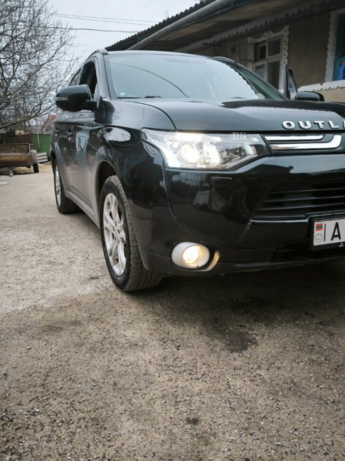Mitsubishi Outlander 2012 an Bender Bender - fotografie 1