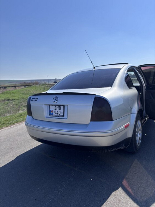 Volkswagen Passat 2002 год Кишинёв Кишинёв - изображение 4