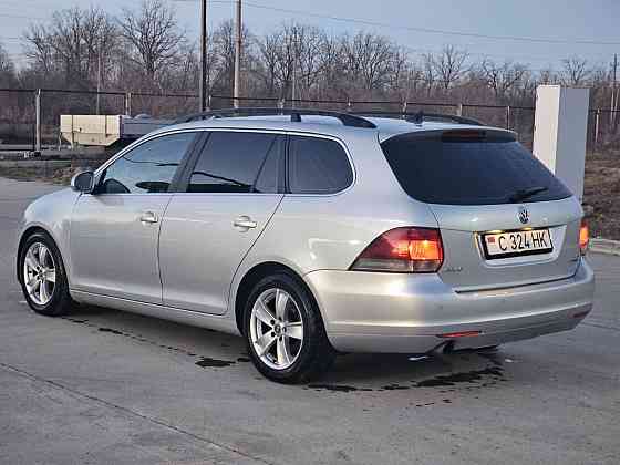 Volkswagen Golf 2012 an Tiraspol Tiraspol