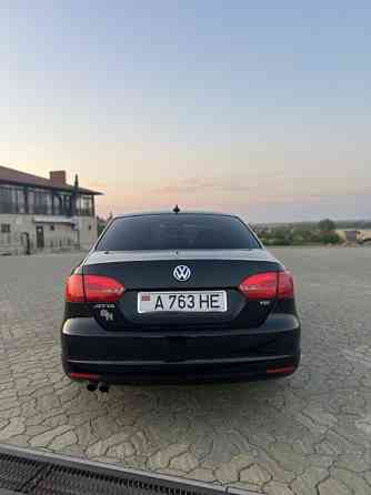 Volkswagen Jetta 2014 an Bender Bender