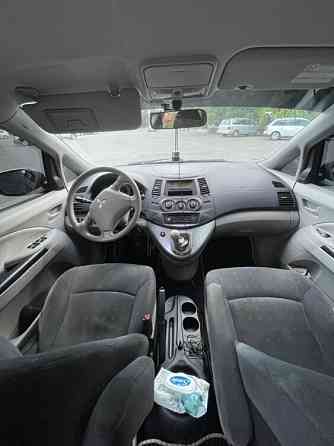 Mitsubishi Grandis 2006 an Bender Bender